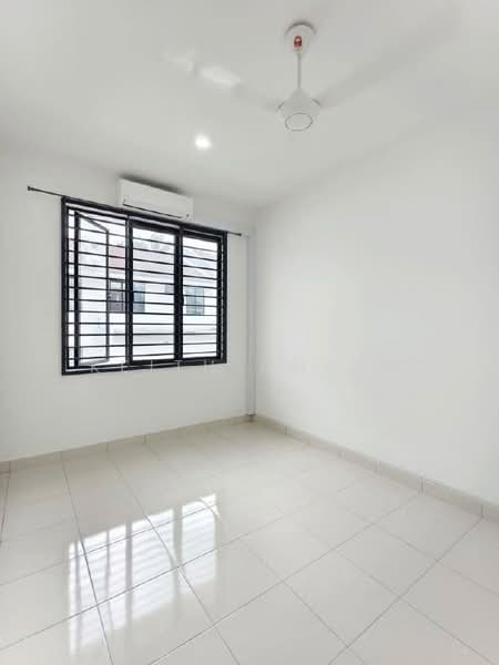 2-storey Terraced House for Sale in Taman Austin Duta (Tebrau) - Keith Ching - Interior - PropertyGuru.com.my