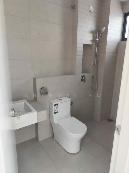 Rumah Teres 2 Tingkat untuk Dijual di Telok Panglima Garang (Selangor) - Anthony Ho - Bathroom - PropertyGuru.com.my