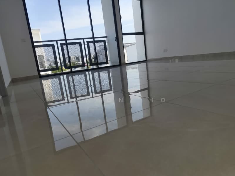 Rumah Teres 2 Tingkat untuk Dijual di Telok Panglima Garang (Selangor) - Anthony Ho - Balcony - PropertyGuru.com.my