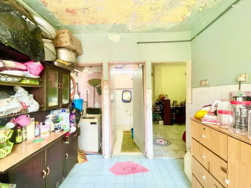 Apartment for Sale at Teratai Mewah Apartment Block 15,17,19,21 - Bryan Yeoh - Kitchen - PropertyGuru.com.my