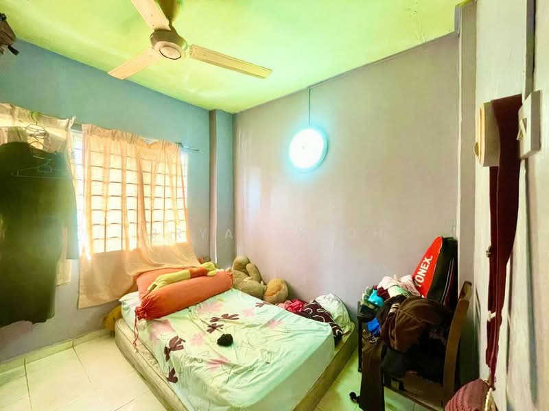 Apartment for Sale at Teratai Mewah Apartment Block 15,17,19,21 - Bryan Yeoh - Bedroom - PropertyGuru.com.my