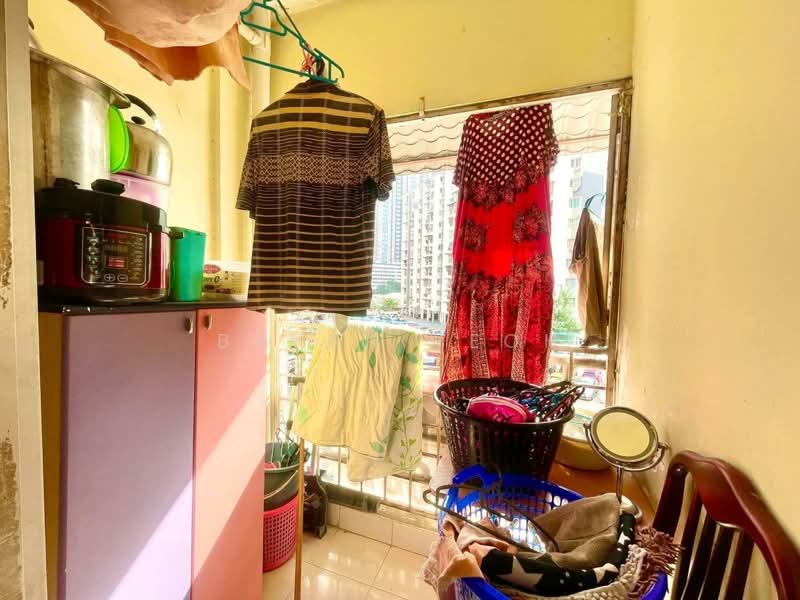 Apartment for Sale at Teratai Mewah Apartment Block 15,17,19,21 - Bryan Yeoh - Balcony - PropertyGuru.com.my