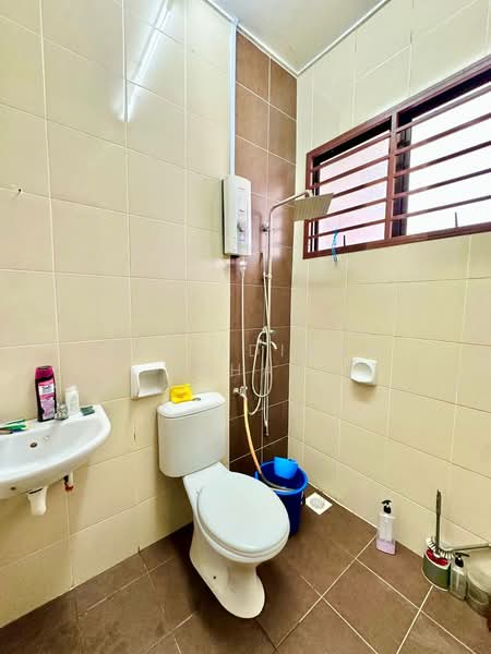 Rumah Teres untuk Dijual di Bandar Putera 2 (Klang) - Nur Adibah Ishak - PropertyGuru.com.my
