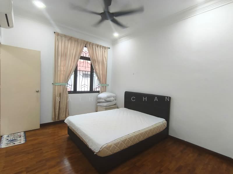 Rumah Teres 2.5 Tingkat untuk Dijual di Taman Sutera Utama (Skudai) - Nathan Chan - PropertyGuru.com.my