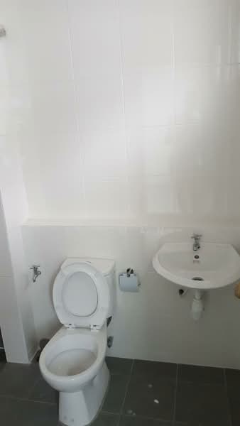 2-storey Terraced House for Rent in Kota Kemuning (Shah Alam) - Mohd Luqman - Bathroom - PropertyGuru.com.my