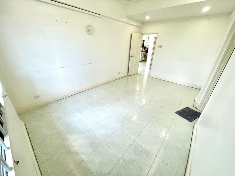 Pangsapuri untuk Dijual di Anggerik Villa 2 - Tasya Ruslan - PropertyGuru.com.my