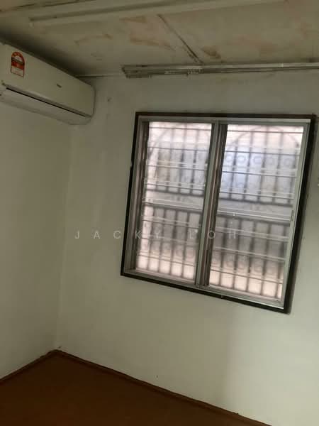 1-storey Terraced House for Rent in Kampung Baru Seri Kembangan (Seri Kembangan) - Jacky Loh - Interior - PropertyGuru.com.my