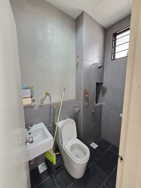 Rumah Teres 2 Tingkat untuk Dijual di Iskandar Puteri (Nusajaya) (Johor) - Jong Chen - Bathroom - PropertyGuru.com.my