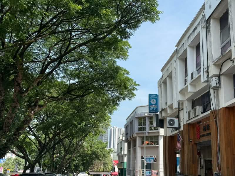 Shop / Office for Rent in Taman Danau Desa (Taman Desa) - Brenda Lee - Exterior - PropertyGuru.com.my