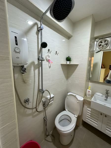 Pangsapuri untuk Disewa di Mutiara Ria - Zane Tam - Bathroom - PropertyGuru.com.my