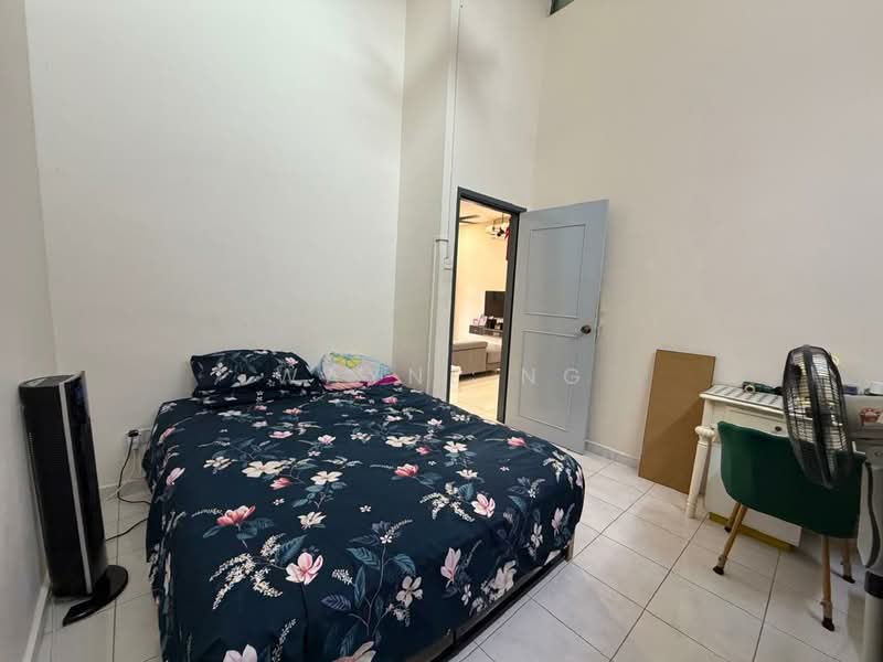 1-storey Terraced House for Sale in Taman Puteri Wangsa (Ulu Tiram) - Wayne Ng - Bedroom - PropertyGuru.com.my