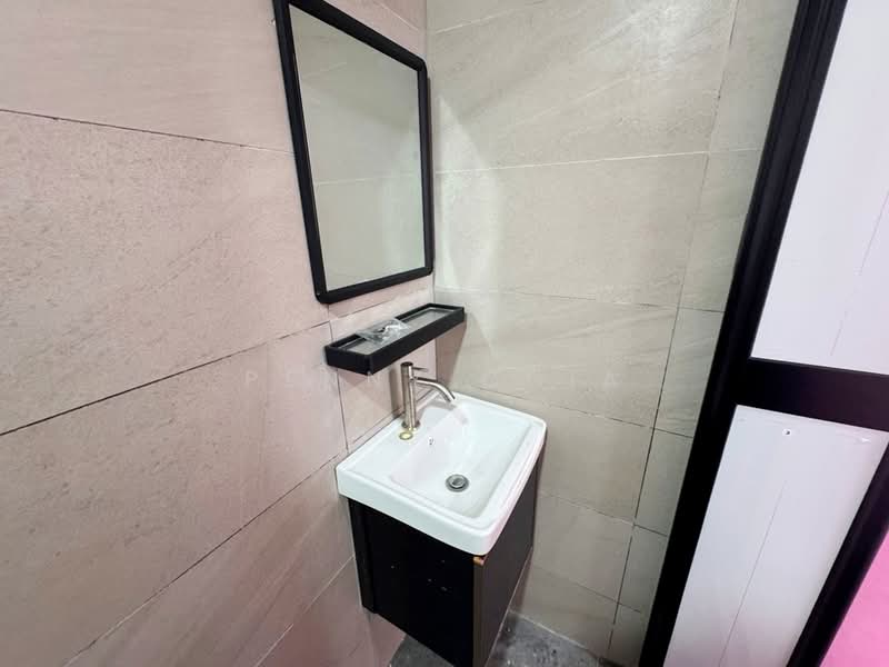 Rumah Teres 1 Tingkat untuk Dijual di Kawasan 2, Taman Menara Maju (Klang) - Penny Chia - Bathroom - PropertyGuru.com.my