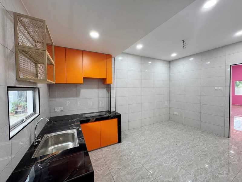Rumah Teres 1 Tingkat untuk Dijual di Kawasan 2, Taman Menara Maju (Klang) - Penny Chia - Kitchen - PropertyGuru.com.my