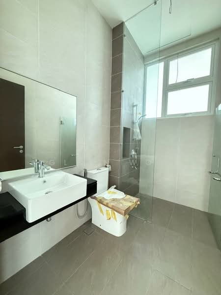 Rumah Berkembar untuk Dijual di Johor Bahru (Johor) - Glenn Woo - Bathroom - PropertyGuru.com.my