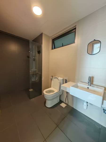 Servis Apartment untuk Disewa di Avantas Residences - JJ Lim - Bathroom - PropertyGuru.com.my