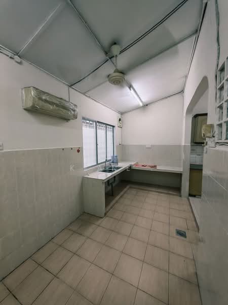 Rumah Teres 2 Tingkat untuk Dijual di Usj 6 (Subang Jaya) - Keane . - Kitchen - PropertyGuru.com.my