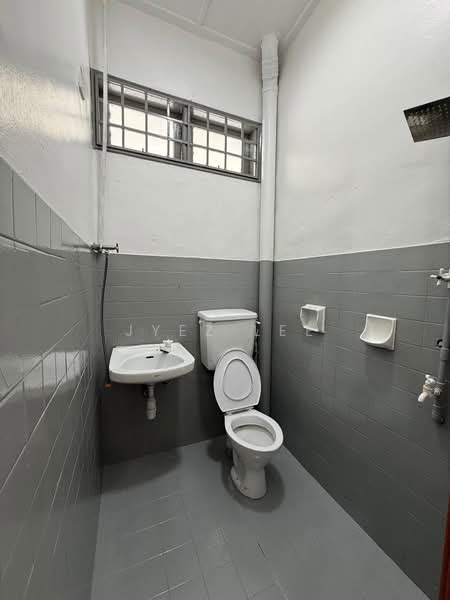 1-storey Terraced House for Sale in Taman Molek (Johor Bahru) - Jyez Lee - PropertyGuru.com.my