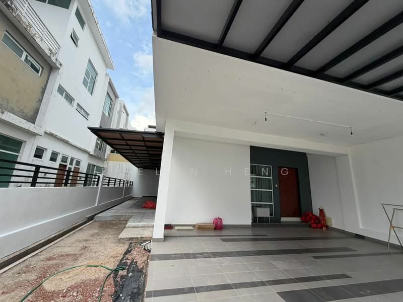 Cluster House for Rent in Taman Austin Heights (Tebrau) - Evelyn Heng - Exterior - PropertyGuru.com.my