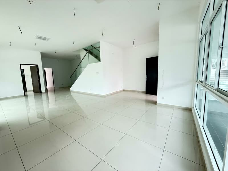 Semi-Detached House for Sale in Taman Molek (Johor Bahru) - Glenn Woo - PropertyGuru.com.my
