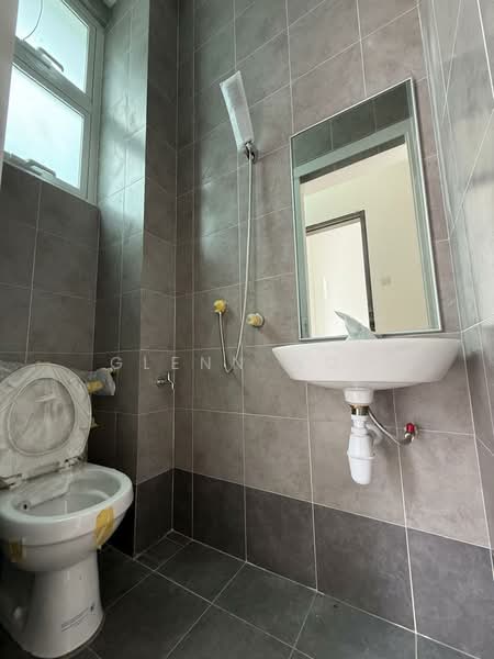 Semi-Detached House for Sale in Taman Molek (Johor Bahru) - Glenn Woo - PropertyGuru.com.my