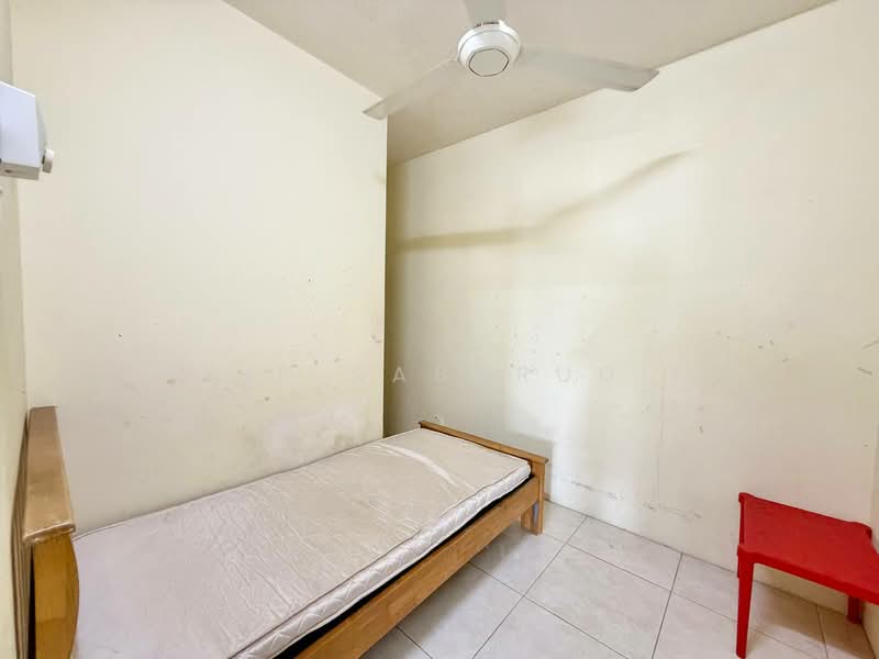 Apartment for Sale at Lakeview Apartments - Abid Sabarudin - Bedroom - PropertyGuru.com.my