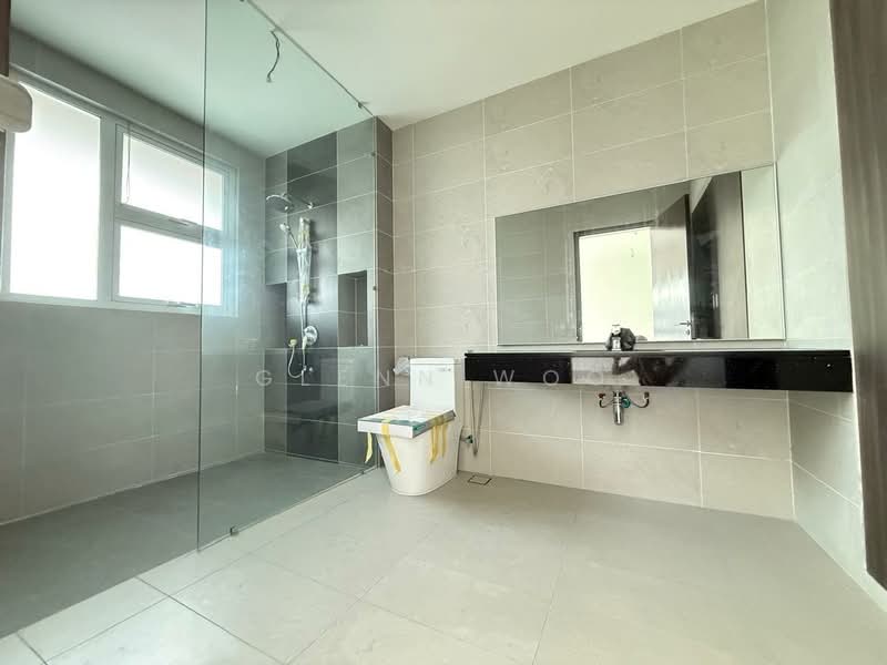 Semi-Detached House for Sale in Taman Molek (Johor Bahru) - Glenn Woo - PropertyGuru.com.my