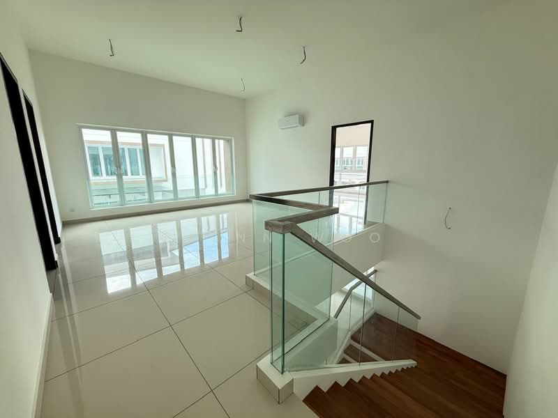 Semi-Detached House for Sale in Taman Molek (Johor Bahru) - Glenn Woo - PropertyGuru.com.my