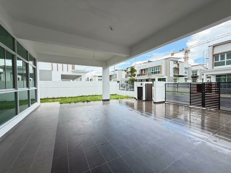 Semi-Detached House for Sale in Taman Molek (Johor Bahru) - Glenn Woo - PropertyGuru.com.my