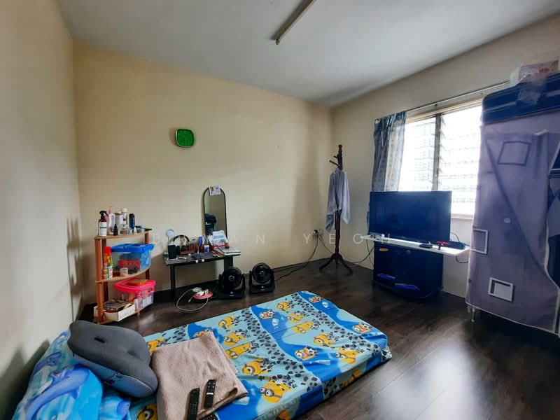 Flat for Sale at Flora Damansara Flat - Bryan Yeoh - Bedroom - PropertyGuru.com.my