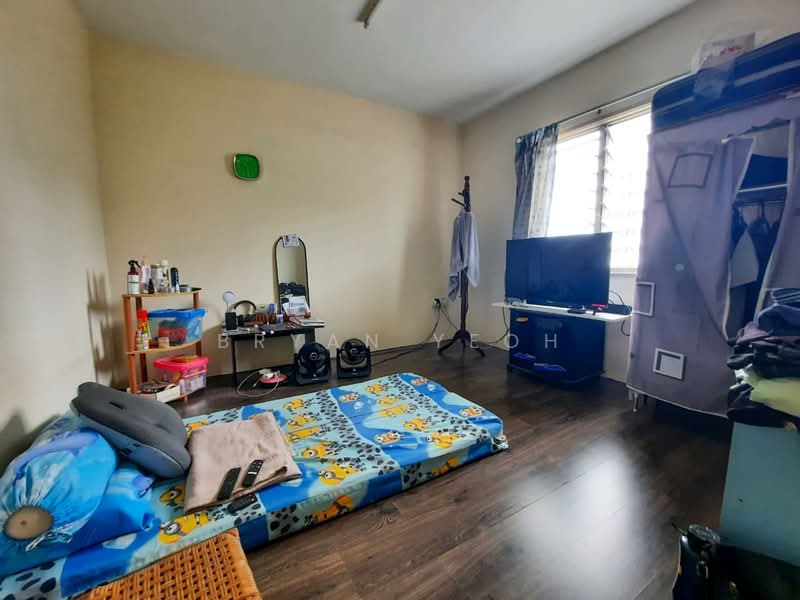 Flat for Sale at Flora Damansara Flat - Bryan Yeoh - Bedroom - PropertyGuru.com.my