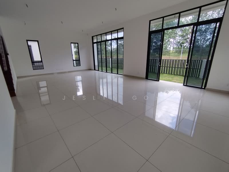 Bungalow for Sale in Setia Eco Glades (Cyberjaya) - Jeslyn Goh - Living Room - PropertyGuru.com.my