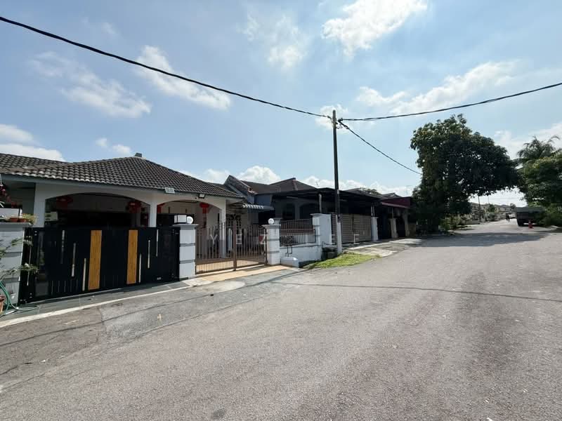 Rumah Teres 1 Tingkat untuk Dijual di Taman Daya (Johor Bahru) - Jyez Lee - PropertyGuru.com.my