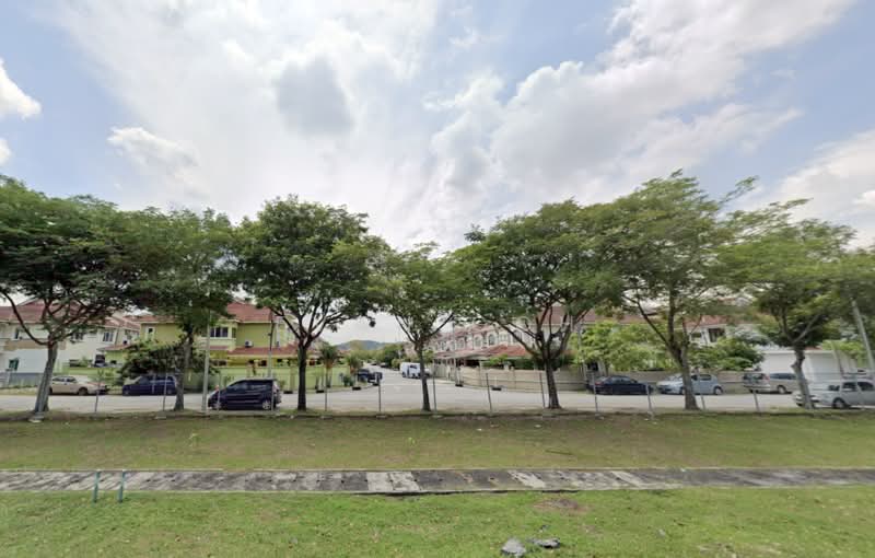 2-storey Terraced House for Sale in Taman Putra Impiana (Puchong) - Evan Goh - Exterior - PropertyGuru.com.my