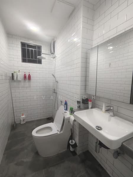 2-storey Terraced House for Sale in Taman Putra Impiana (Puchong) - Evan Goh - Bathroom - PropertyGuru.com.my