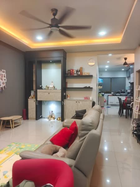 2-storey Terraced House for Sale in Taman Putra Impiana (Puchong) - Evan Goh - Living Room - PropertyGuru.com.my