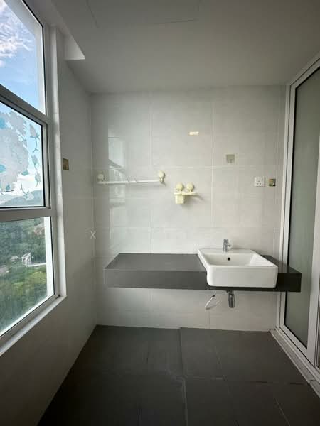 Kondominium untuk Disewa di Skyridge Garden - Xinnee . - Balcony - PropertyGuru.com.my