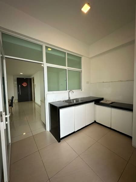 Kondominium untuk Disewa di Skyridge Garden - Xinnee . - Kitchen - PropertyGuru.com.my