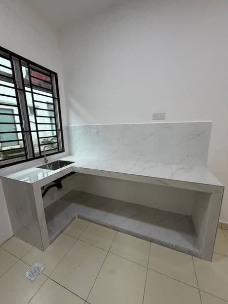 2-storey Terraced House for Sale in Taman Scientex Senai (Senai) - Marcus Tey - Kitchen - PropertyGuru.com.my