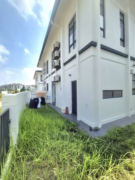 Semi-Detached House for Sale in Kuala Selangor (Selangor) - Nur Alia Omar - Exterior - PropertyGuru.com.my
