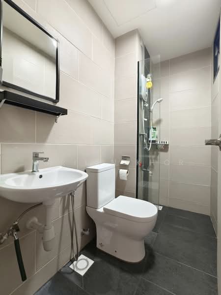 Servis Apartment untuk Dijual di Tuan Residency - Marilyn Khor - Bathroom - PropertyGuru.com.my