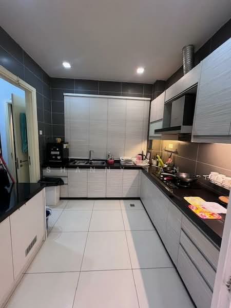Rumah Berkembar untuk Dijual di Taman Bukit Suria (Cheras) - Shanny Tan - Kitchen - PropertyGuru.com.my