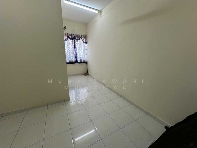 2-storey Terraced House for Sale in Nilai Impian (Nilai) - Muna Zawani Muhamad - Interior - PropertyGuru.com.my
