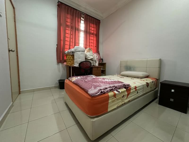 2-storey Terraced House for Sale in Ulu Tiram (Johor) - Joey Chin - Bedroom - PropertyGuru.com.my