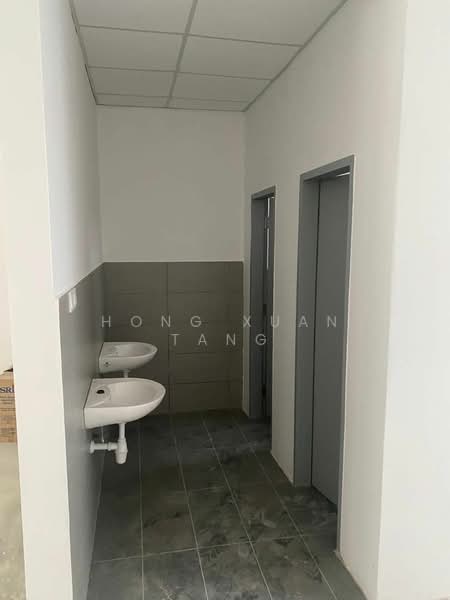 Kedai untuk Disewa di Austin Crest (Johor Bahru) - Hong Xuan Tang - Bathroom - PropertyGuru.com.my