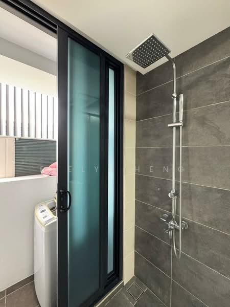 Pangsapuri untuk Disewa di Almas - Evelyn Heng - Bathroom - PropertyGuru.com.my