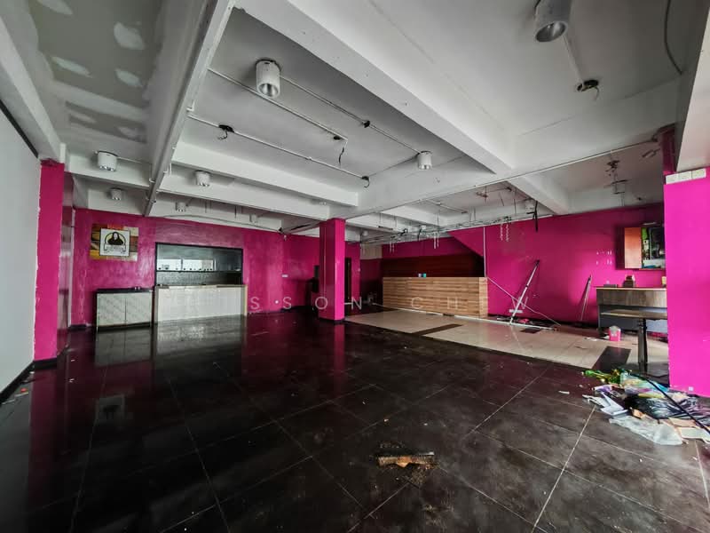 Retail Space for Rent in Bukit Jambul (Penang) - Alisson Chew - Interior - PropertyGuru.com.my