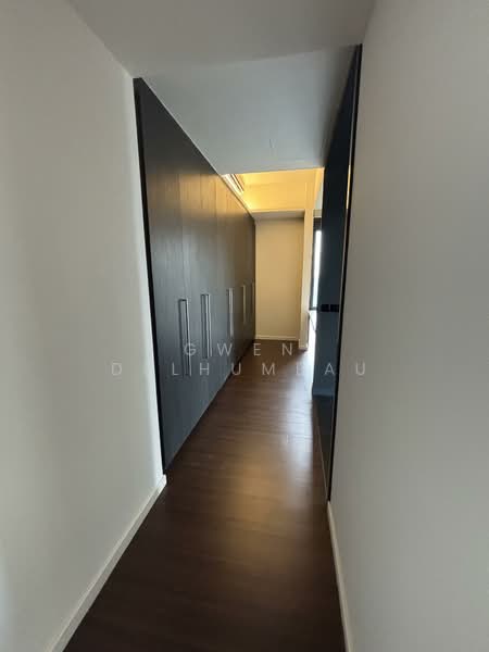 Condominium for Rent at Rhombus - Gwen Delhumeau - Corridor - PropertyGuru.com.my
