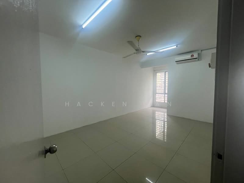 Condominium for Rent at Platinum Lake PV 16 - Hacken Gan - Interior - PropertyGuru.com.my