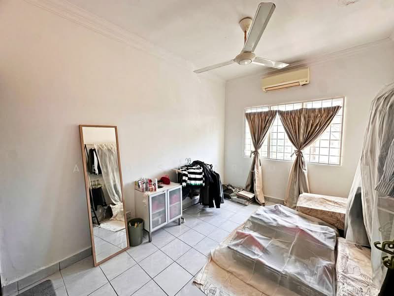 Condominium for Sale at Oakleaf Park - Abid Sabarudin - Bedroom - PropertyGuru.com.my