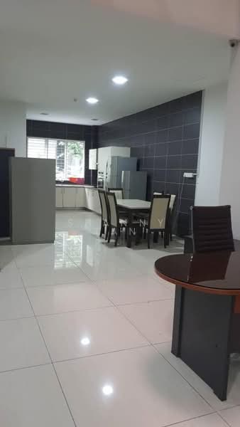 Rumah Berkembar untuk Dijual di Bandar Sungai Long (Selangor) - Shanny Tan - Kitchen - PropertyGuru.com.my